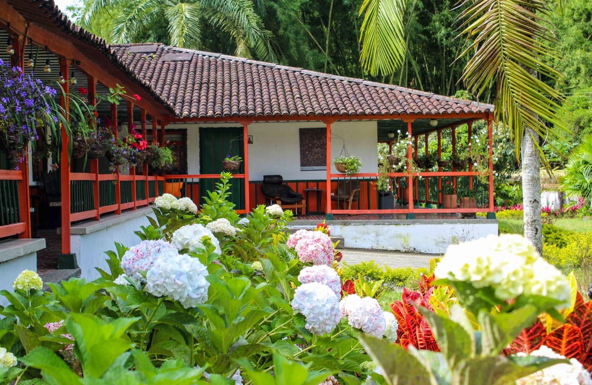 Hotel Campestre La Floresta Армения Экстерьер фото