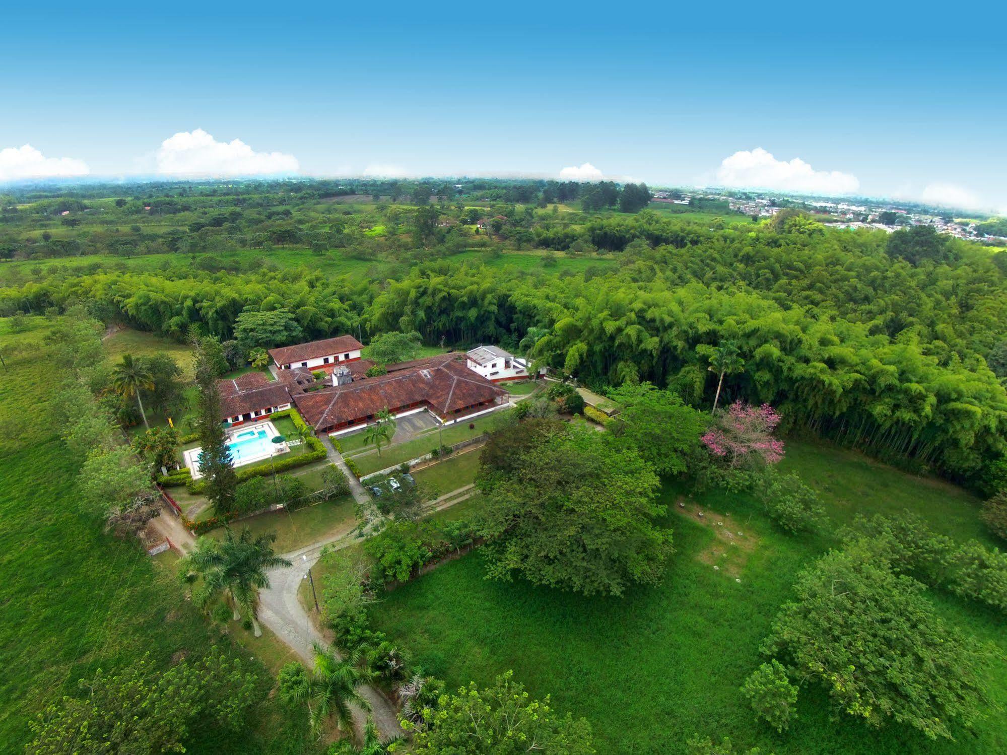 Hotel Campestre La Floresta Армения Экстерьер фото